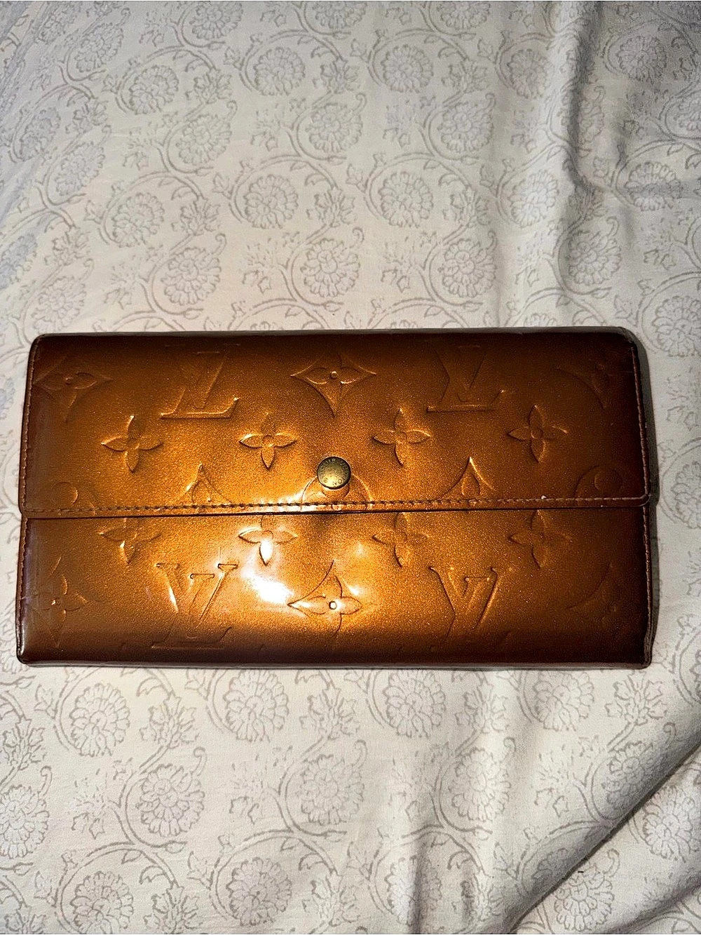 Louis Vuitton Monogram Vernis Portefeuille International Wallet Bronze